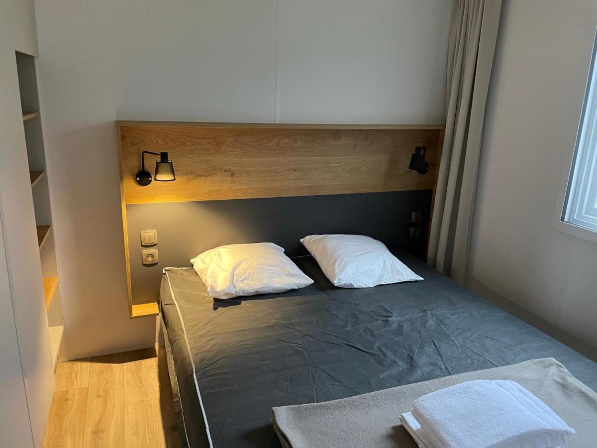 Mobilhome Tout Confort M9 Domaine De Lanniron Quimper Exterior foto